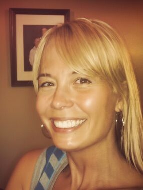 I am Lori Jean Poshmark Ambassador- No drama zone!